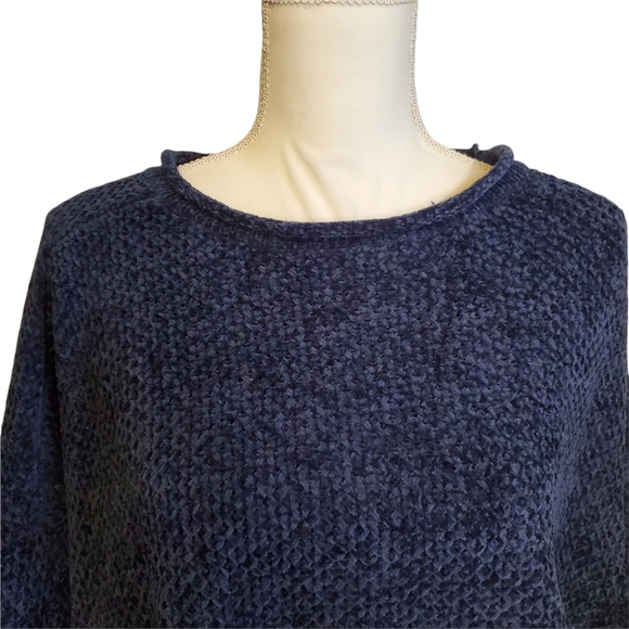 LF SEEK The Label Chenille Cropped Sweater - Picture 2 of 10